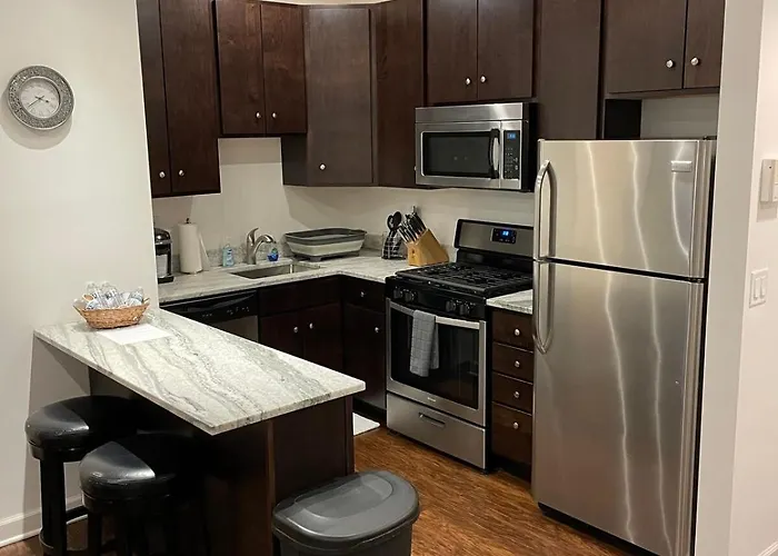 Updated 1 Bedroom In The Location! *