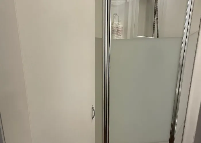 Updated 1 Bedroom In The Location! *